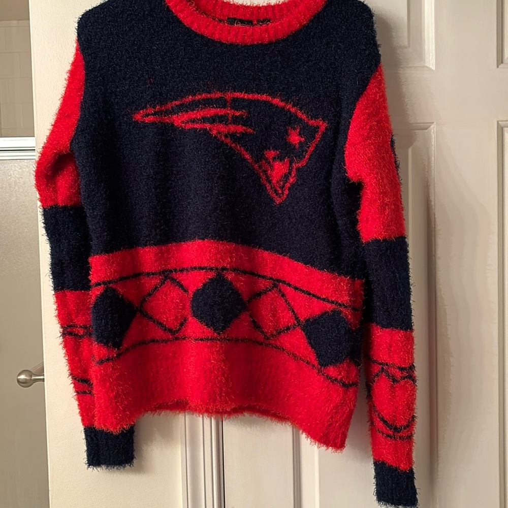 NE Patriots Women’s sweater